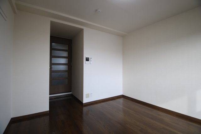 居室・リビング　※別室の参考写真の為、現況優先です。