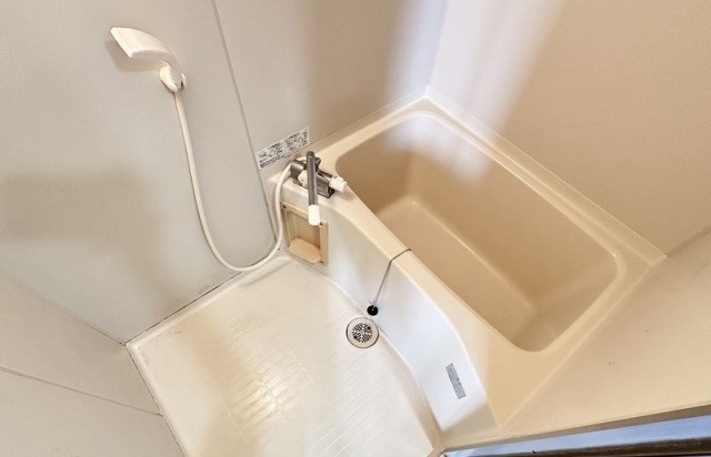 バス・シャワールーム　同物件別号室の写真です。