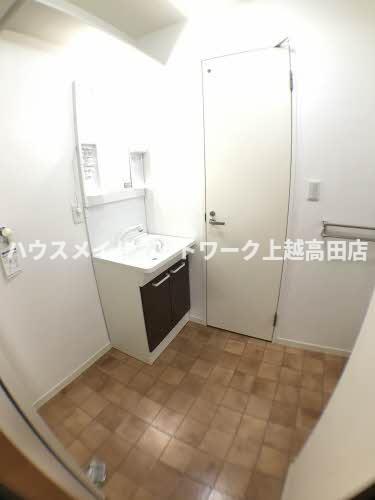 洗面設備　洗面所