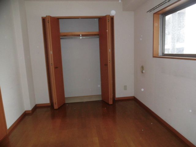 収納　他号室の写真になります。