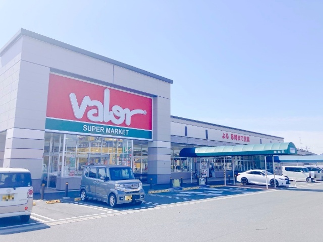 スーパー　バロー成滝店（スーパー）まで610m