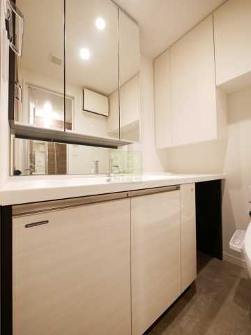 洗面設備　クレヴィアリグゼ小石川