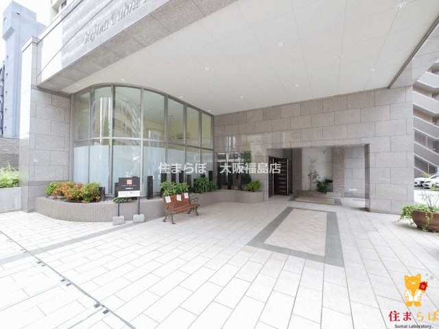 エントランス　共用部の印象も大切に