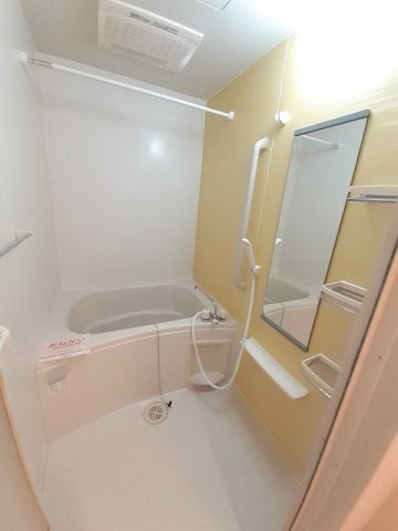 バス・シャワールーム　お風呂です