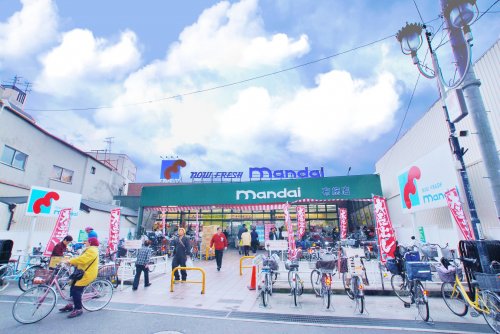 スーパー　万代 布施店（スーパー）まで593m