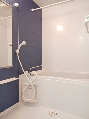 バス・シャワールーム　きれいなお風呂です