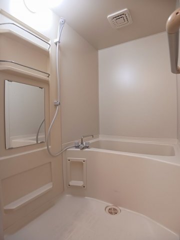 バス・シャワールーム　きれいなお風呂です