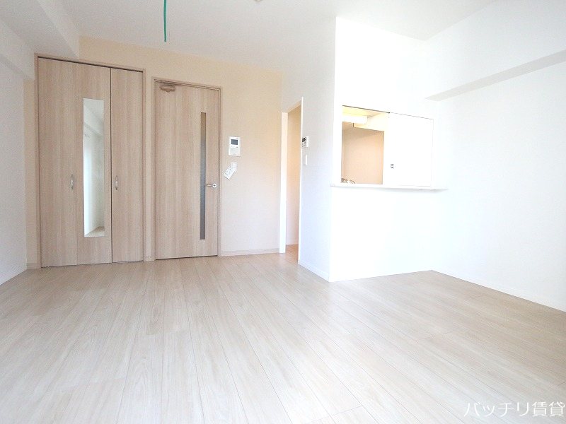 居室・リビング　写真は、別号室イメージの為現状を優先いたします