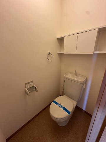 トイレ　同仕様　反転の場合あり