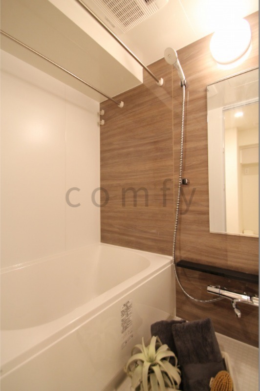 バス・シャワールーム　追炊き・浴室乾燥機付きバスム