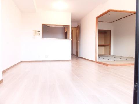 居室・リビング　リビング