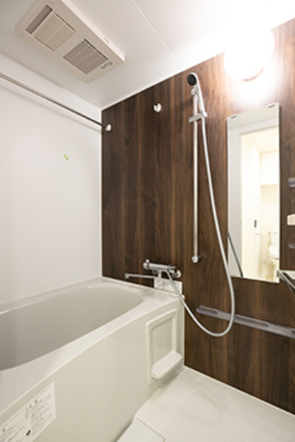 バス・シャワールーム　バス