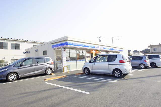 コンビニ　ローソン野木丸林店（コンビニ）まで1056m