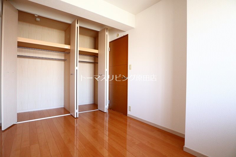 収納　302号室写真