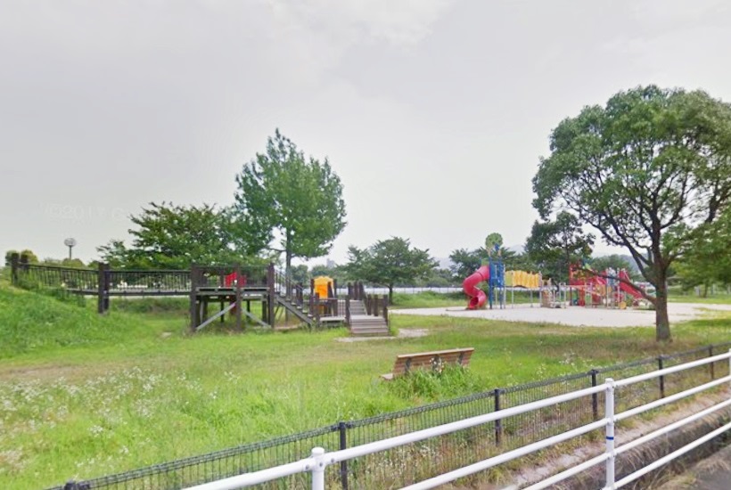 公園　紫川河畔公園（公園）まで1000m