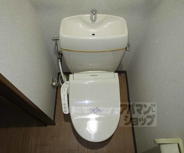 トイレ　１０１号室の写真です。