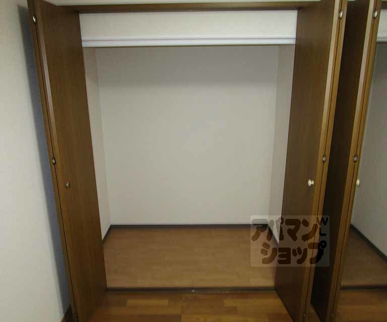 収納　１０１号室の写真です。