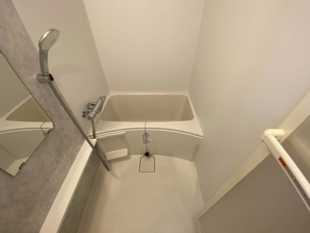 バス・シャワールーム　エスリード志賀本通ザ・フロント