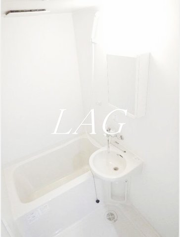 バス・シャワールーム　お風呂です。