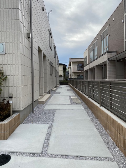 エントランス　建物共用通路