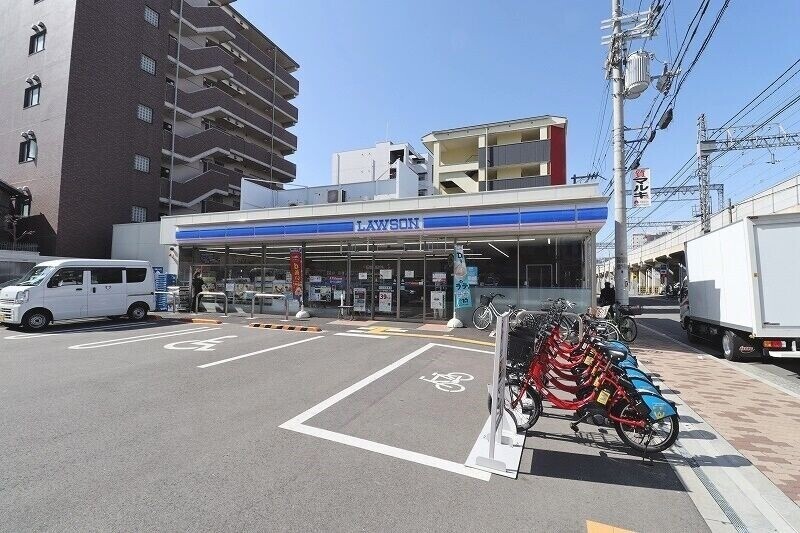 コンビニ　ローソン新今里二丁目店（コンビニ）まで300m