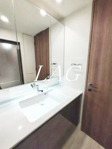 洗面設備　洗面台です。