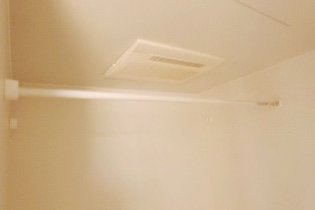 その他設備　浴室乾燥機あります