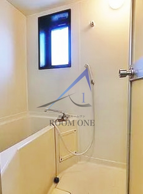 バス・シャワールーム　お風呂です。