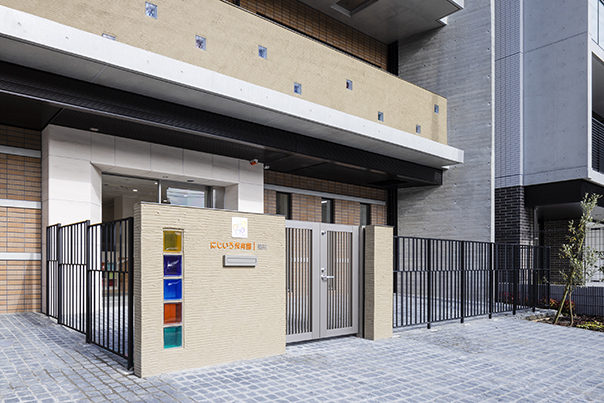 幼稚園・保育園　にじいろ保育園菊川（幼稚園・保育園）まで384m