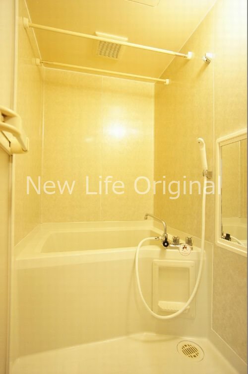 バス・シャワールーム　清潔感のあるお風呂で一日の疲れを癒しましょう☆