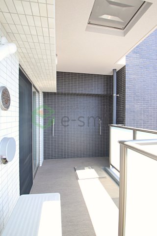 バルコニー　※別号室の写真です