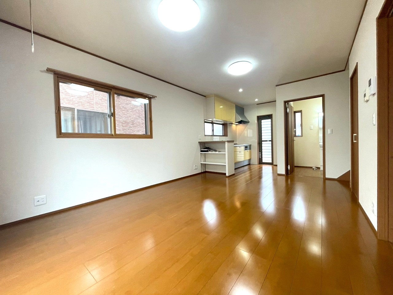 居室・リビング　※別部屋の写真になります