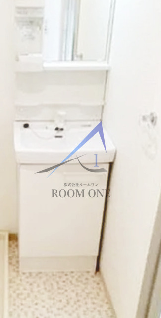 洗面設備　独立洗面台です。