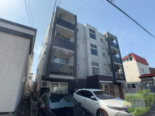 建物外観　札幌市北区麻生町「ＢＬＡＳＴ麻生」
