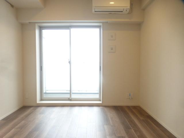 居室・リビング　内観※別部屋参考写真