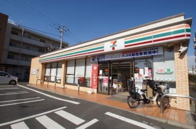 コンビニ　セブンイレブン横浜鴨居1丁目店（コンビニ）まで228m