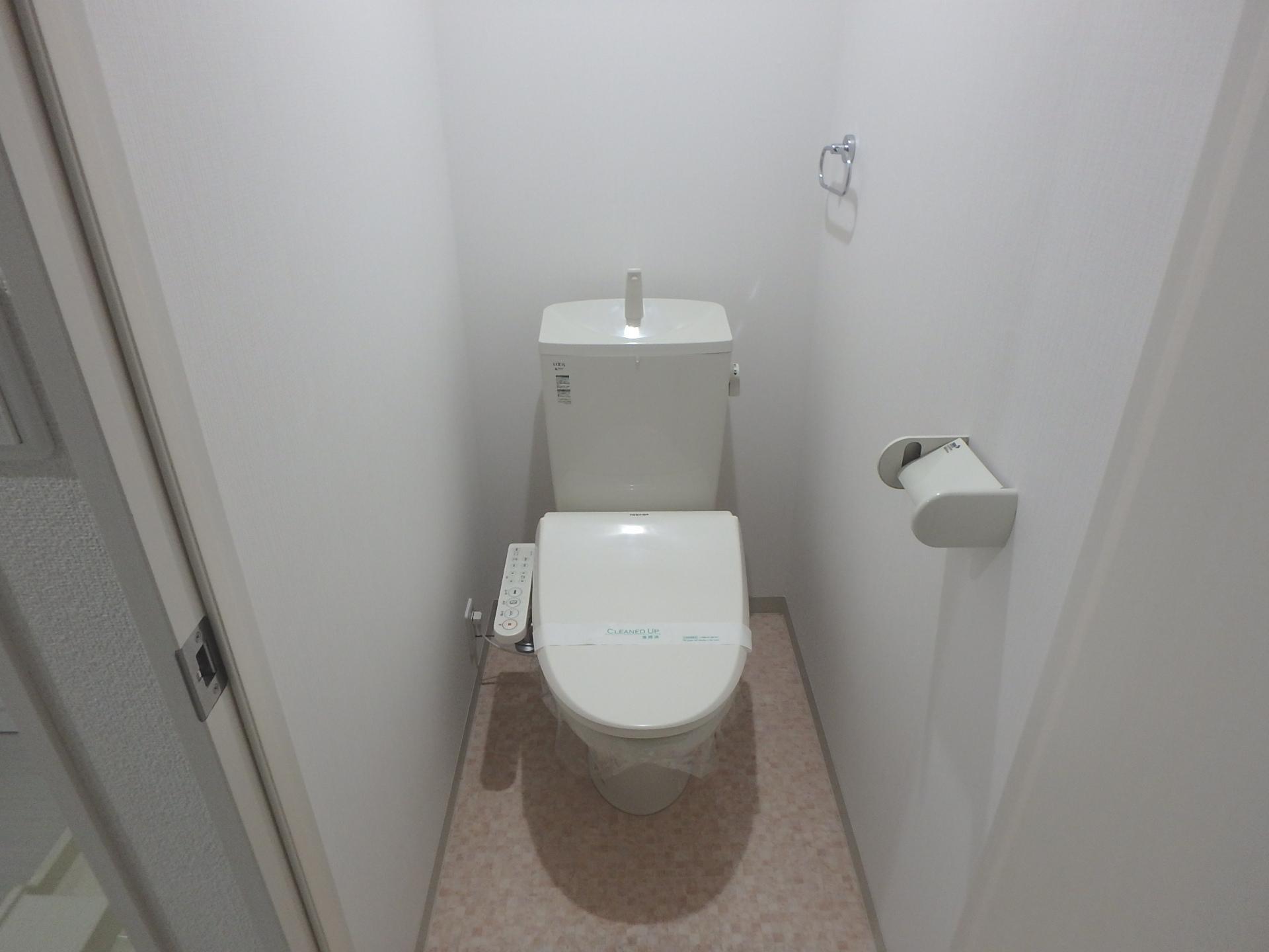 トイレ　ウォシュレット付きのトイレです