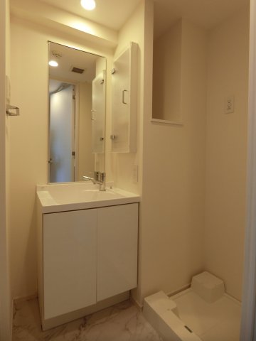 洗面設備　他のお部屋の参考写真となります。