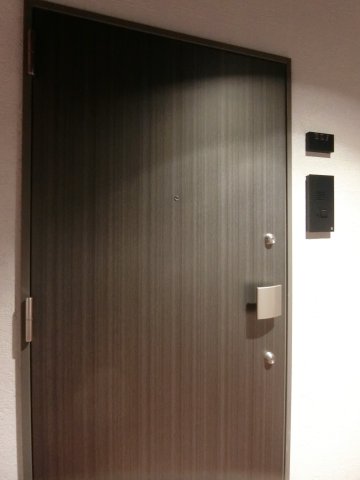 玄関　他のお部屋の参考写真となります。