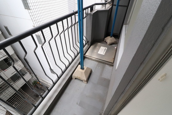 バルコニー　※別号室の写真となります