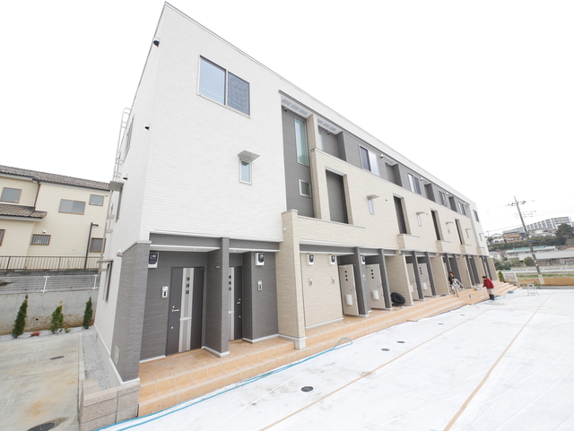 建物外観　★お部屋探しは（０４６－２３６－３９３９）住まナビＮＥＸＴ★
