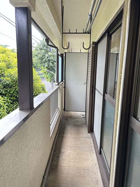 バルコニー　日当たりの良い南バルコニー