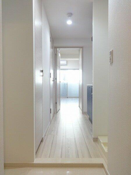 玄関　?