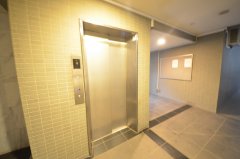 ロビー　建物の内部です。