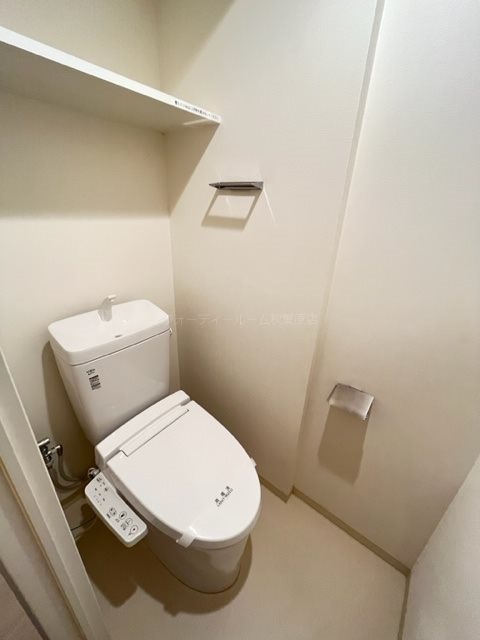 トイレ　落ち着いたトイレです