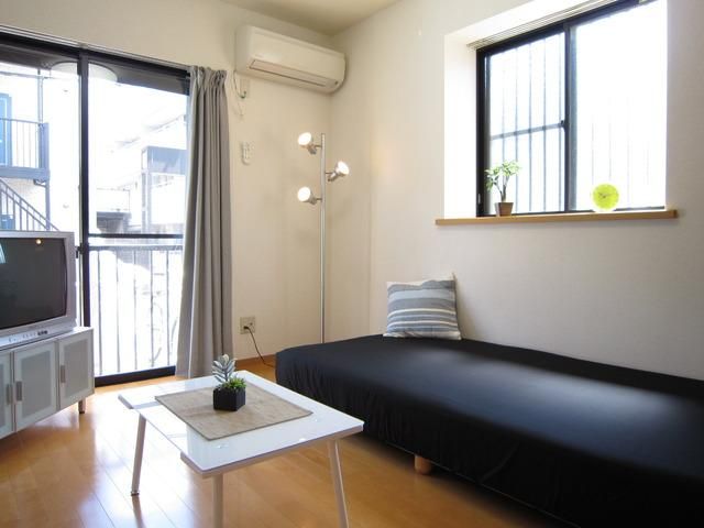居室・リビング　★家電家具付き★
