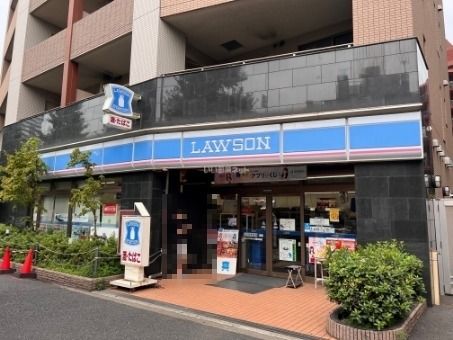 コンビニ　ローソン代々木西参道店（コンビニ）まで579m