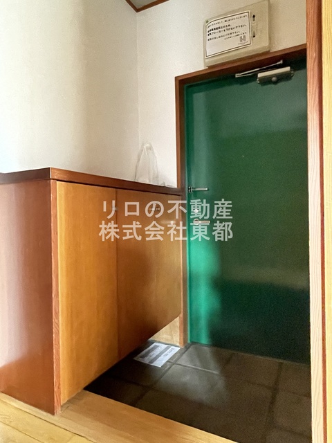 玄関　すっきりシンプルな玄関スペースです！