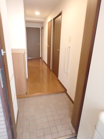 玄関　明るい玄関です