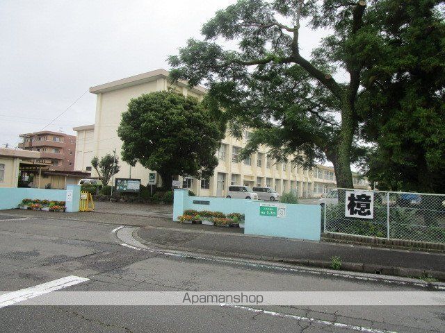 小学校　檍小学校（小学校）まで584m